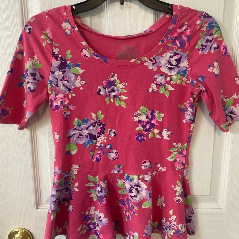 SO Peplum Top ASO Sam & Cat - Picture 3 of 4